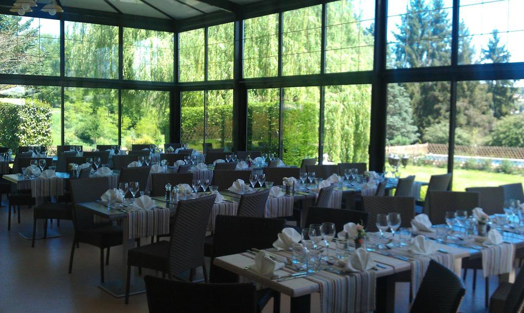 Hotel Restaurant La Verperie Sarlat-la-Canéda Buitenkant foto