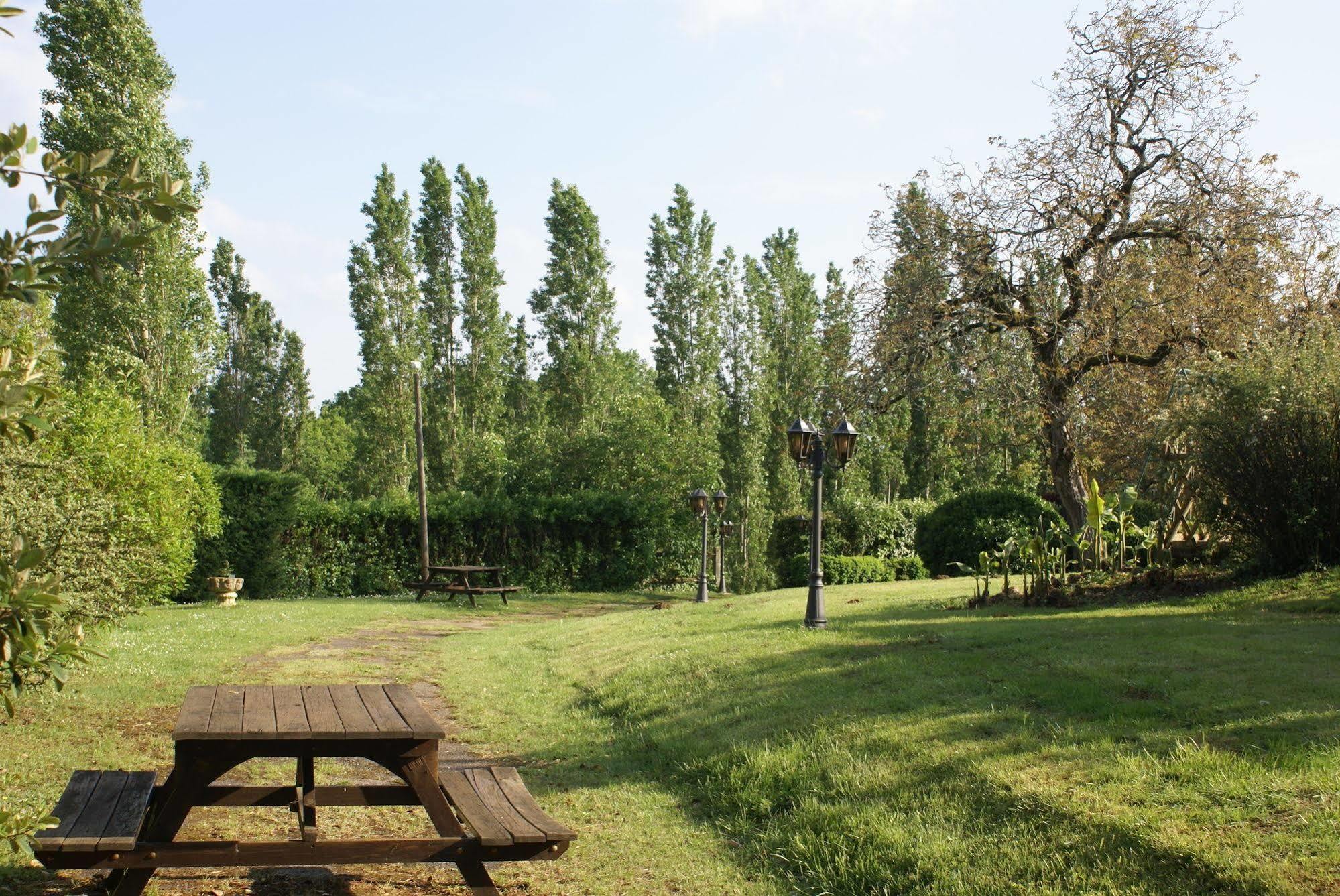 Hotel Restaurant La Verperie Sarlat-la-Canéda Buitenkant foto